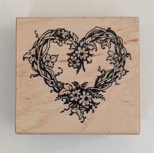 🌞 3/$15 - Vintage 1992 PSX Heart Wreath Wood Mount Rubber Stamp - F-057